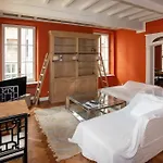 Charme And Relax In Downtown Parma